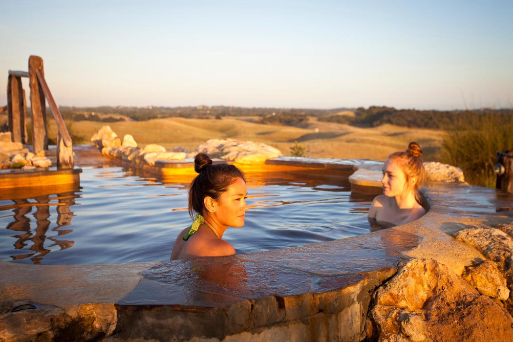 Autopia Tours: Peninsula Hot Springs Spa Entry + Shuttle Bus - We Wander
