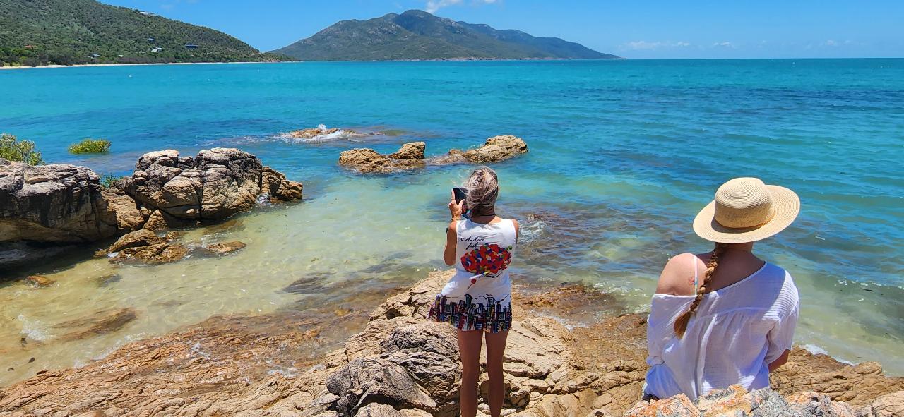 Cape Gloucester - We Wander