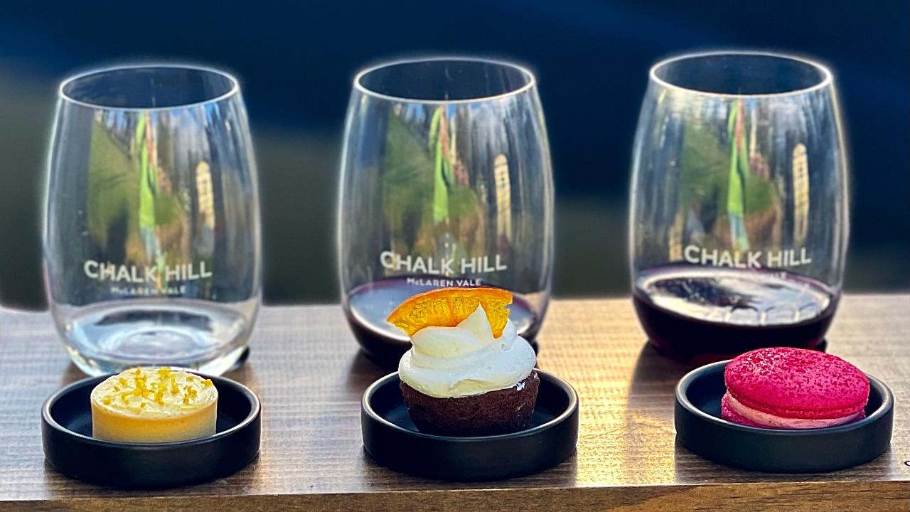 Table for two experiences