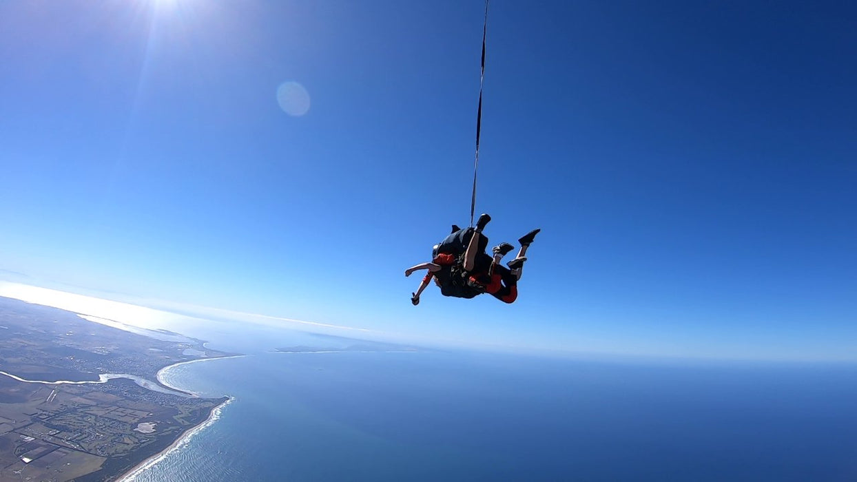 Tandem Skydive Up To 12,000Ft Weekend - We Wander